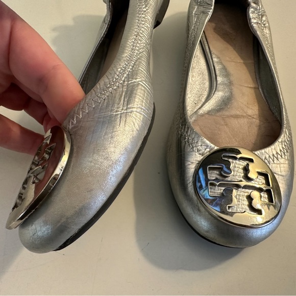 TORY BURCH Reva Flats Silver Slip On Shoes Designer 5.5 Workwear Casual Metallic - Picture 4 of 13